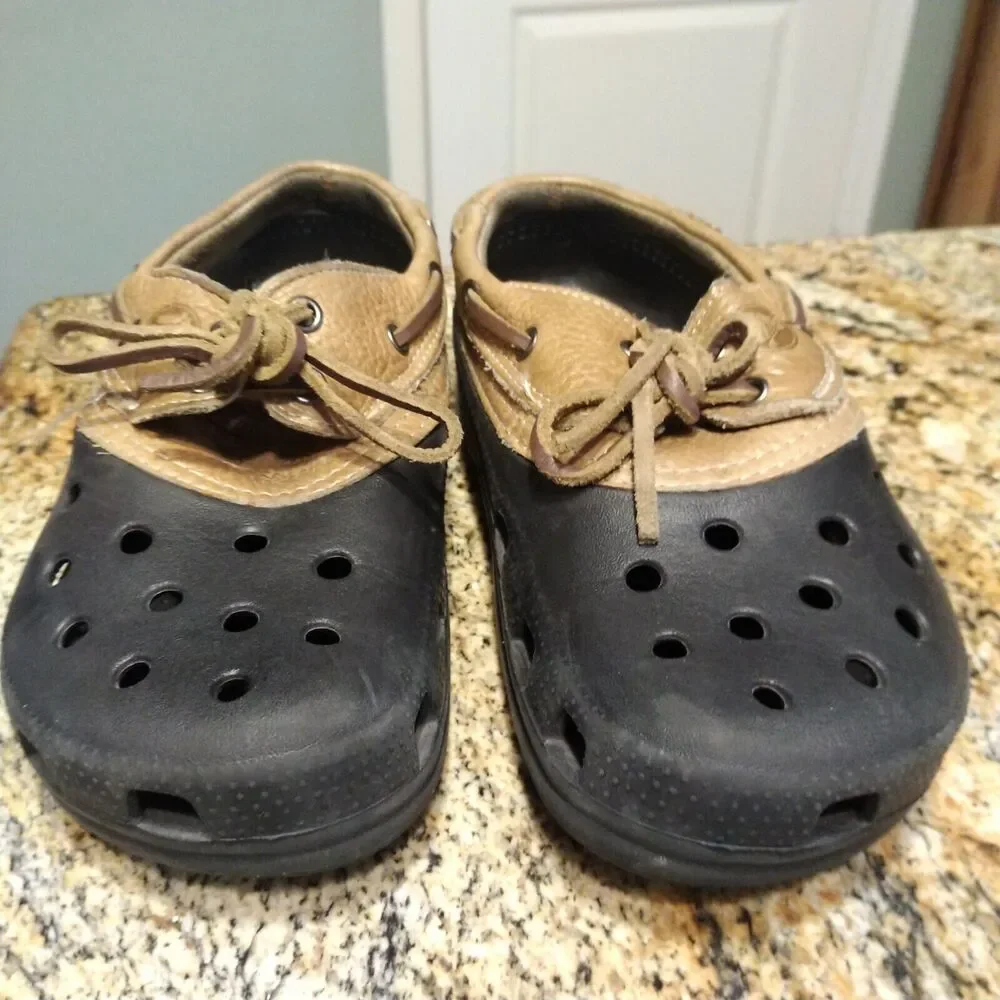 Crocs Islander Sport Pitcrew Black Brown Leather Sandals Lace up Size M6/W8